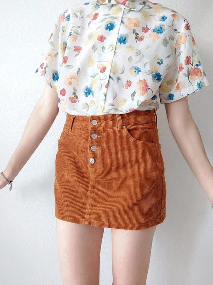 Mini-jupe droite velours côtelé camel / Jennyfer - 38/M - photo numéro 2