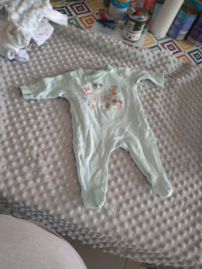 2 pyjamas 1 mois Disney Baby