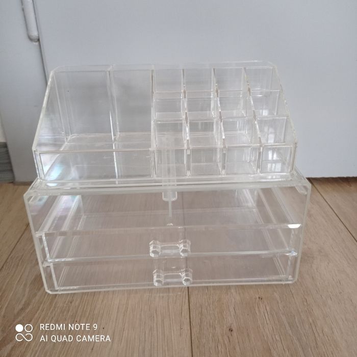 Rangement maquillage