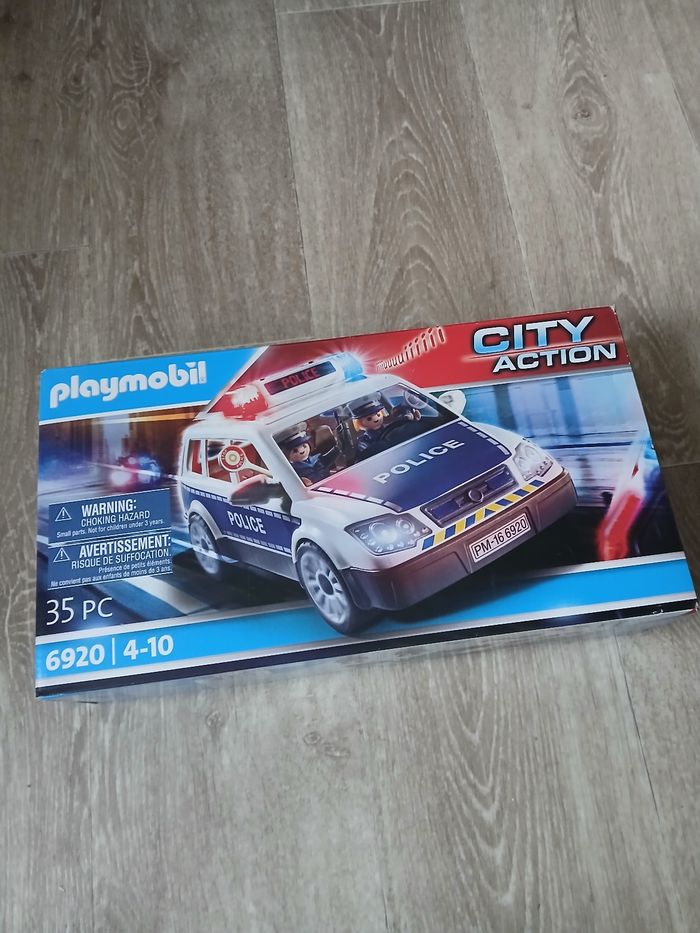 Jouet neuf voiture de police playmobil - photo numéro 4