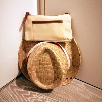 🌸Pochette maquillage beige neuve 🌸