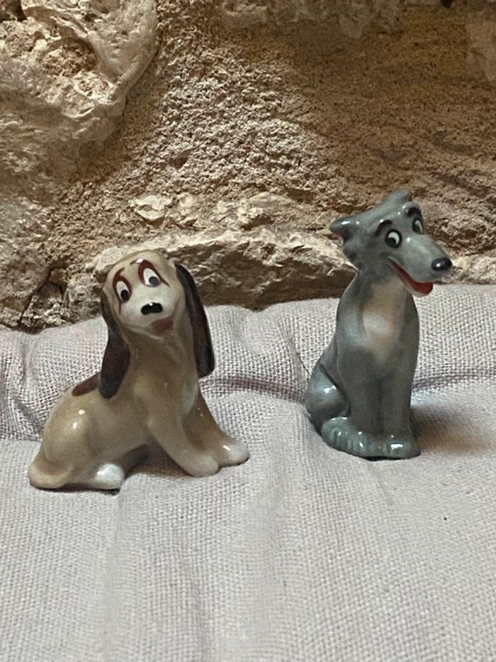 2 superbes figurines de collection Wade