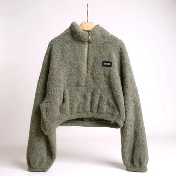Pull vert olive ~baby girl ~ taille 38