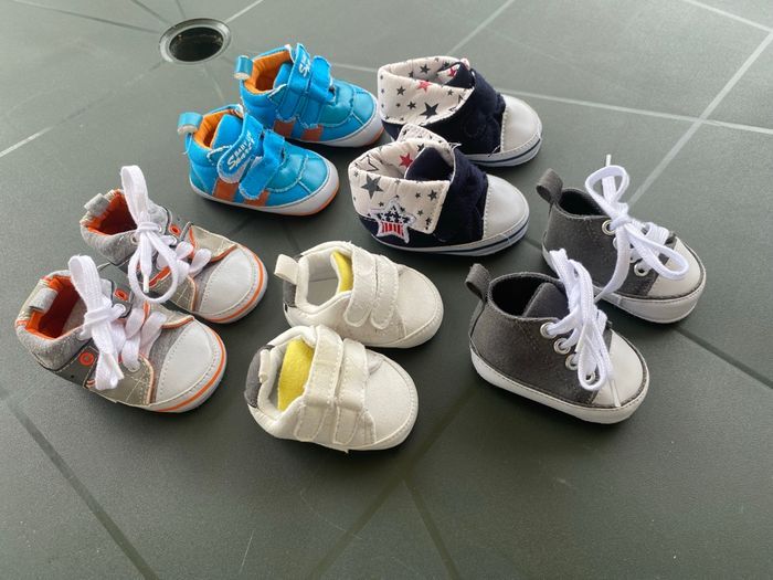 Lot de 5 paires de chaussures bébé 0 à 3 mois - photo numéro 2
