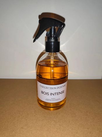 Spray d'ambiance " Bois intense"