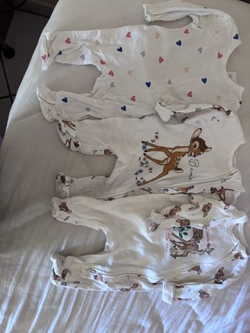 Pyjama, bodies, brassière 