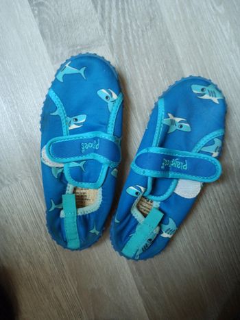 Chaussons requins aquatique eau mer