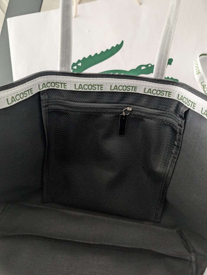 Vende magnifique sac Lacoste neuf de grand taille L avec étiquette - photo numéro 6
