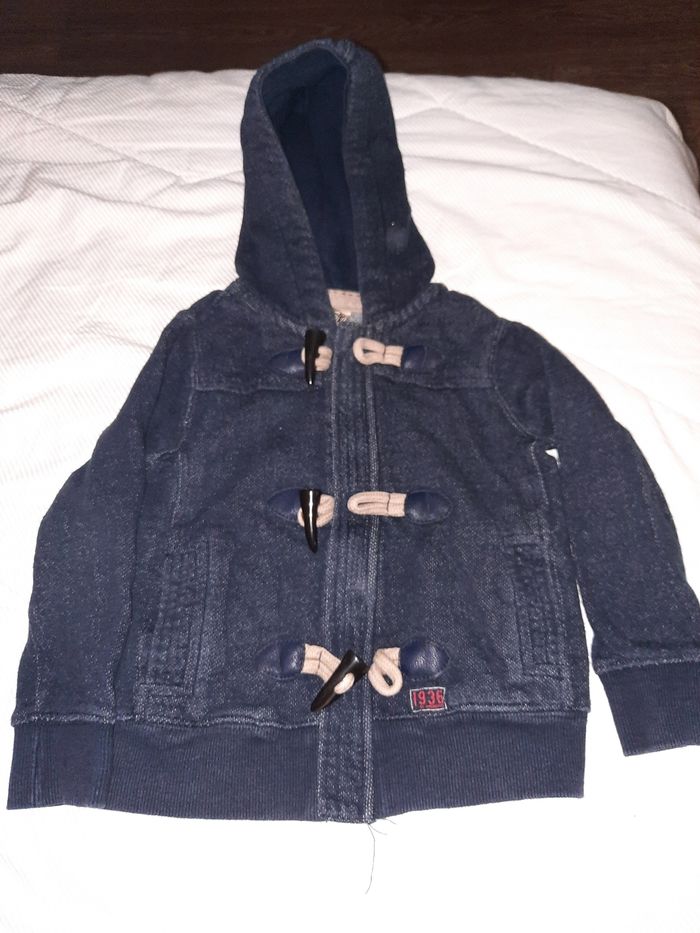 Manteau fin bleu marine