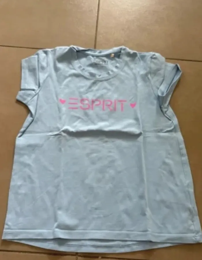 T-shirt bleu esprit taille 8 ans