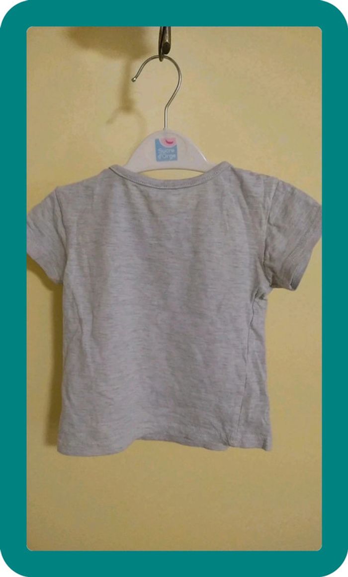 Tee-shirt thème licorne taille 18 mois en très bon état marque Zeeman - photo numéro 2