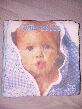 Livre en tissu bebe TBE