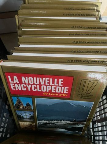 15 livres vintage encyclopédie