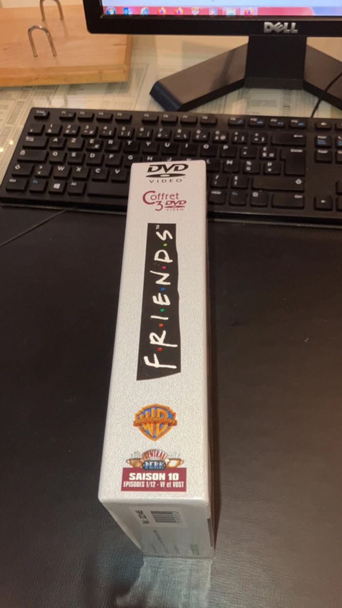 Coffret DVD. Friends. Saison 10. - photo numéro 2