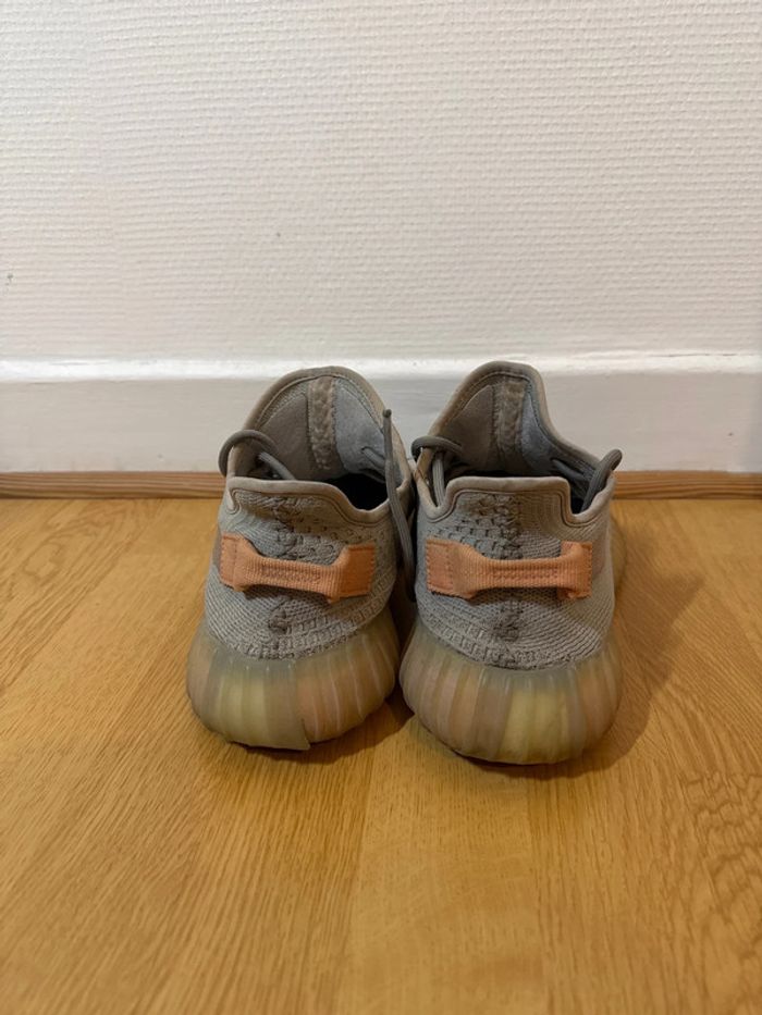 Yeezy boost 350 True Form V1 - photo numéro 2