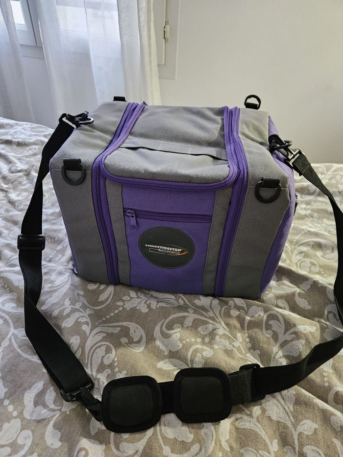 Saccoche Thrustmaster console gamecube