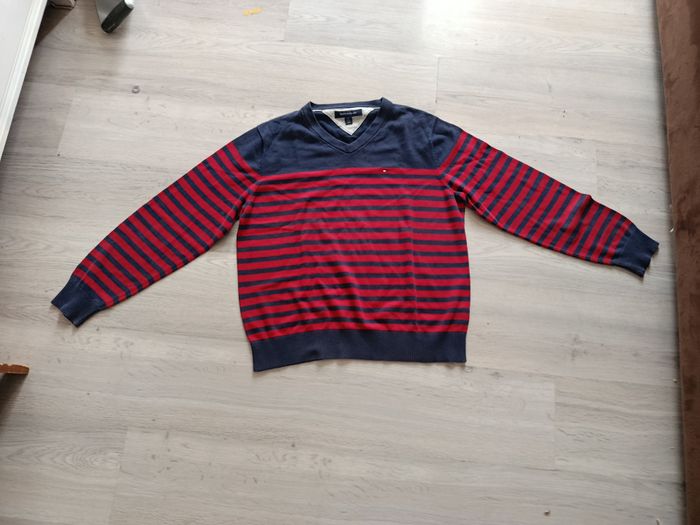 pull tommy hilfiger 10 ans