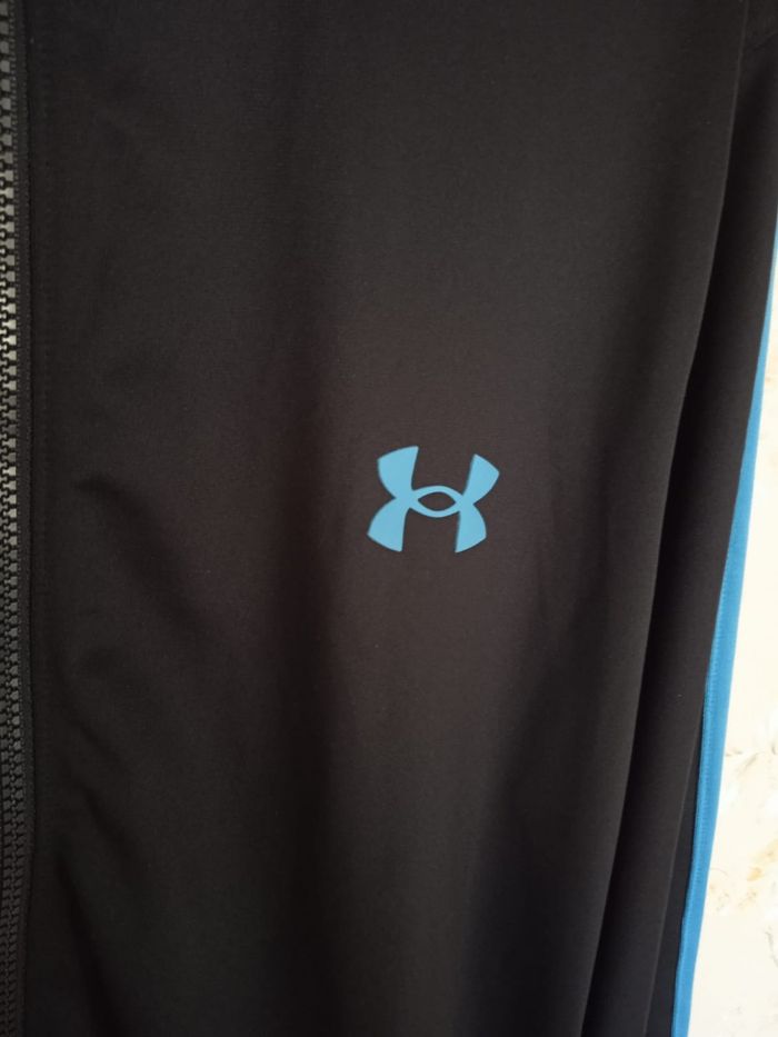 Ensemble under armour - photo numéro 2