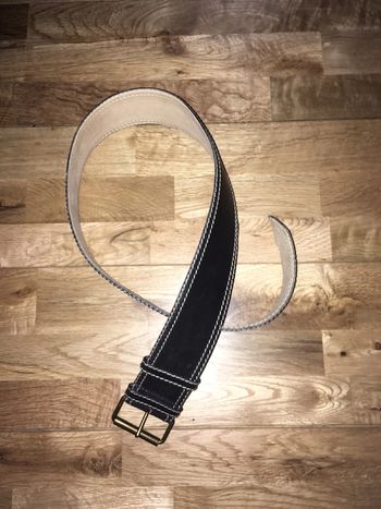 Jolie ceinture noire en cuir coutures beiges per spook 75cm