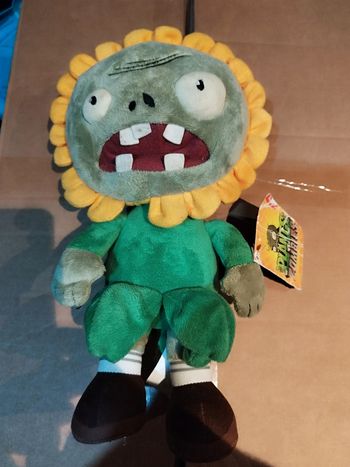Peluche plantes vs zombies