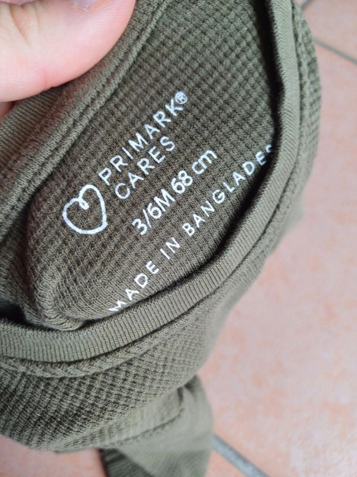 Tee shirt manche longue kaki - photo numéro 3