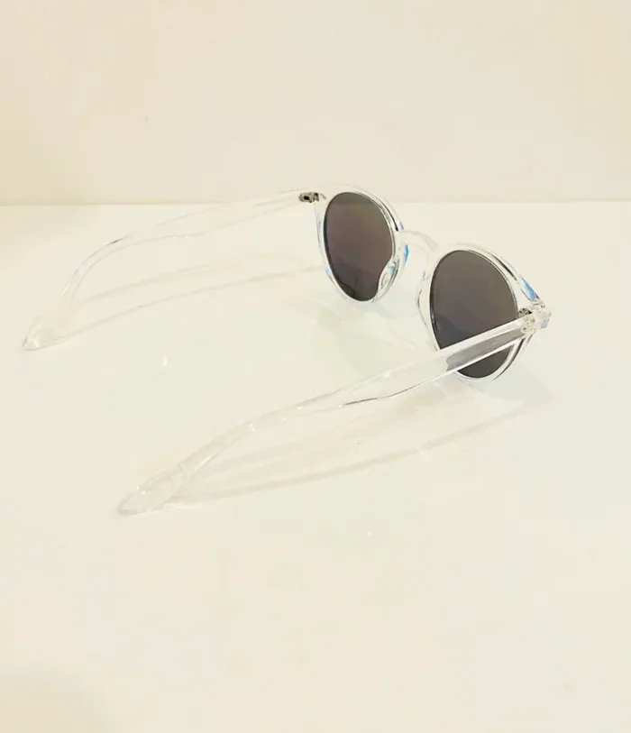 Lunette de soleil mixte Polarisée transparente verres bleus miroités uvprotection catégorie 3 - photo numéro 5