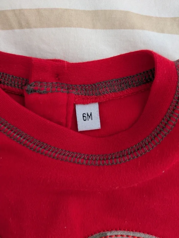 T-shirt Manches Longues Rouge - 6 Mois - Boutonné dos - photo numéro 4