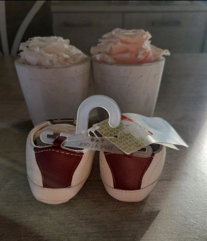 Chaussure bébé taille 17 - photo numéro 3