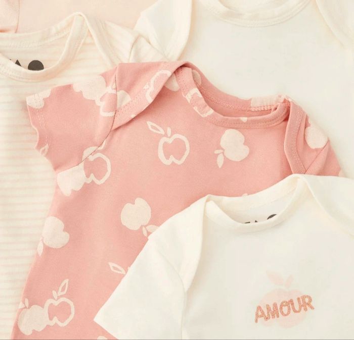 Lot de 5 bodies 3 mois NEUFS coton bio - photo numéro 4