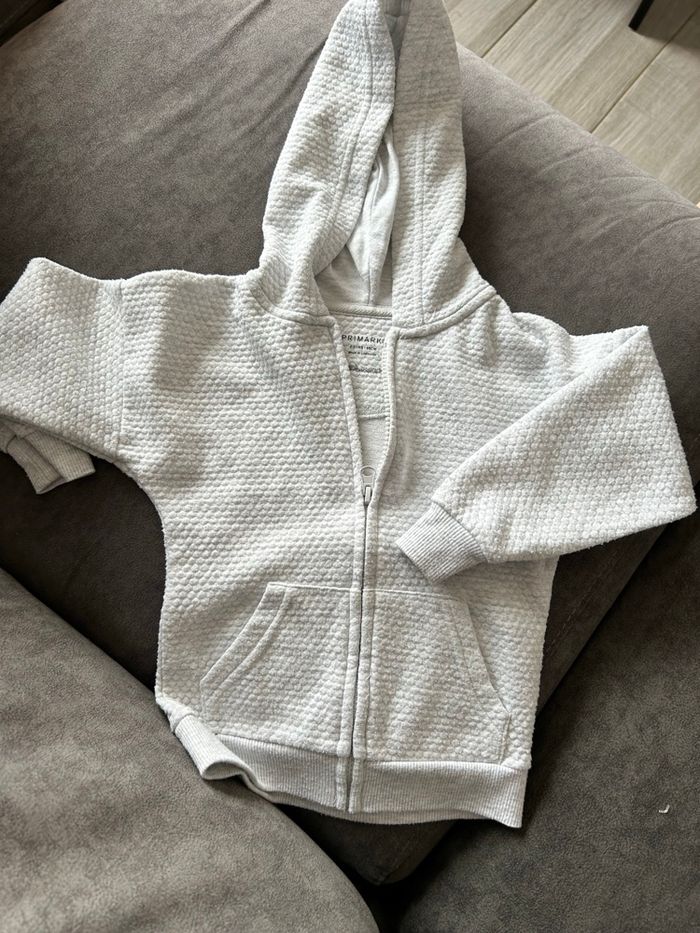 Gilet primark 2-3 ans
