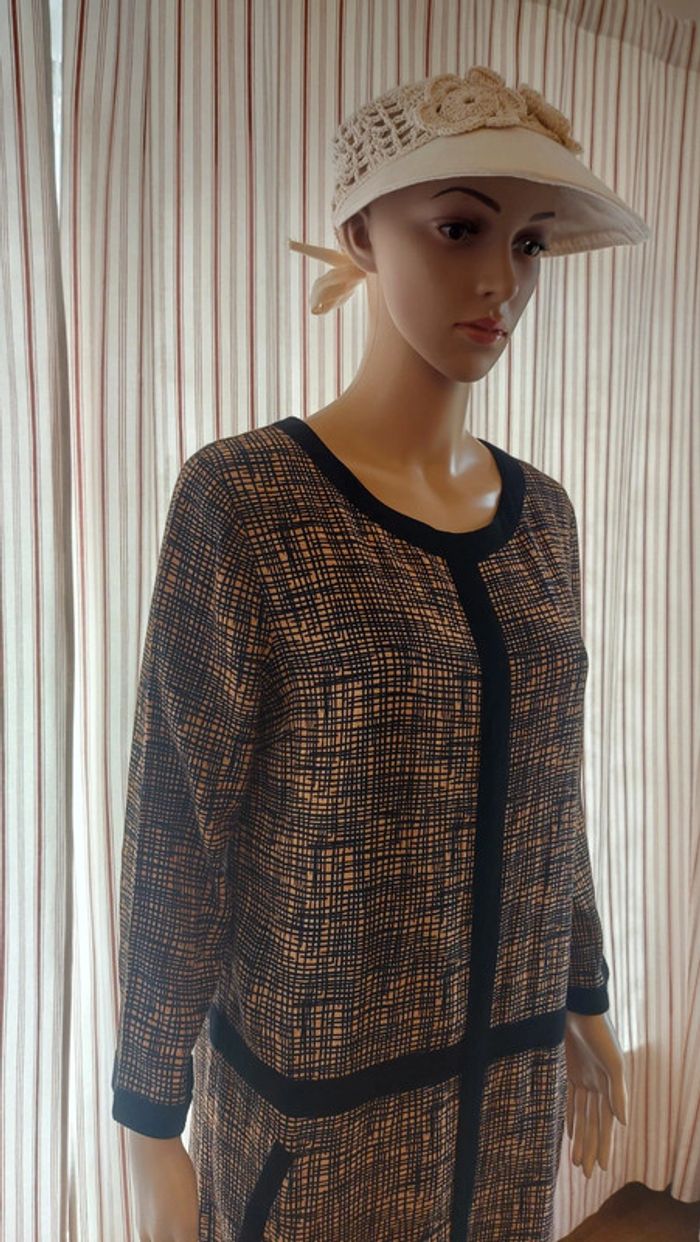 Robe Essentiel Antwerp taille 40 - photo numéro 5