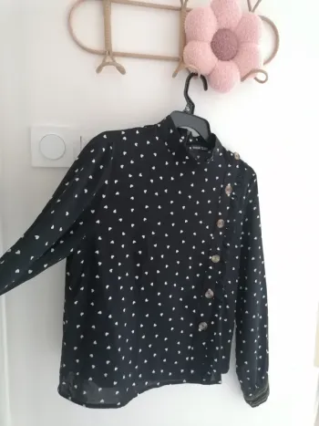 Chemise/blouse à manches longues, noir à coeurs - Taille M