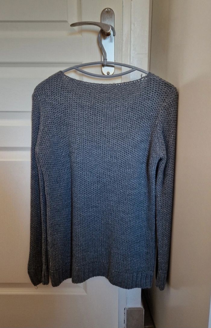 Pull en crochet gris et paillettes doré / argent - photo numéro 2