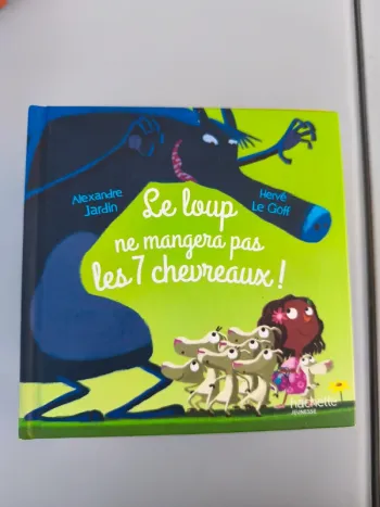 Livre collection Mc Donald's le loup ne mangera pas les 7 chevreaux
