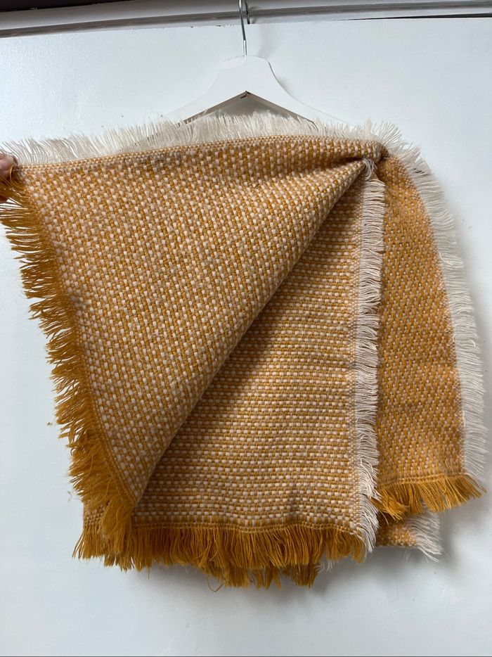 Écharpe moutarde chaude – seulement 2€ ! 🧣 - photo numéro 2