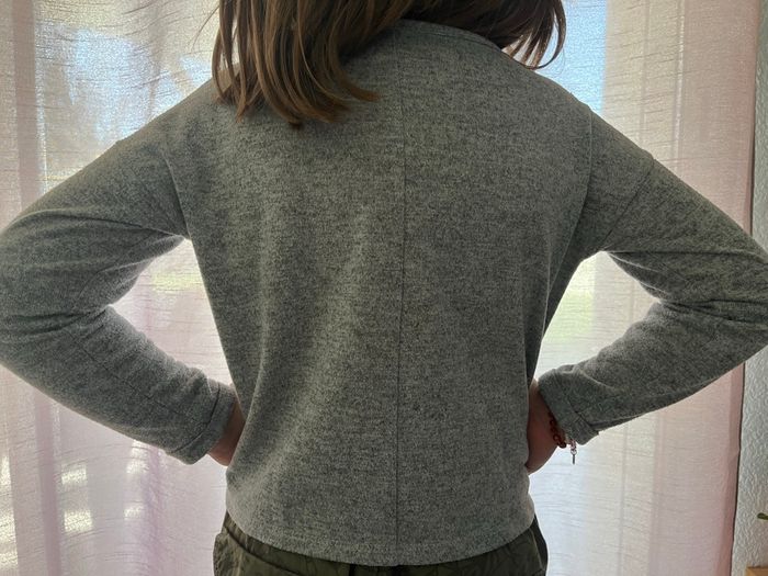 Pull gris - photo numéro 2