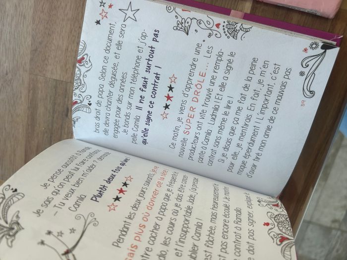 lot 2 livres disney violetta n1 et 2 espoir et désespoir et ma nouvelle vie - photo numéro 2