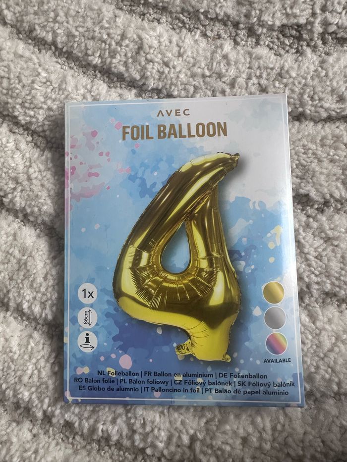 Ballon chiffre  4