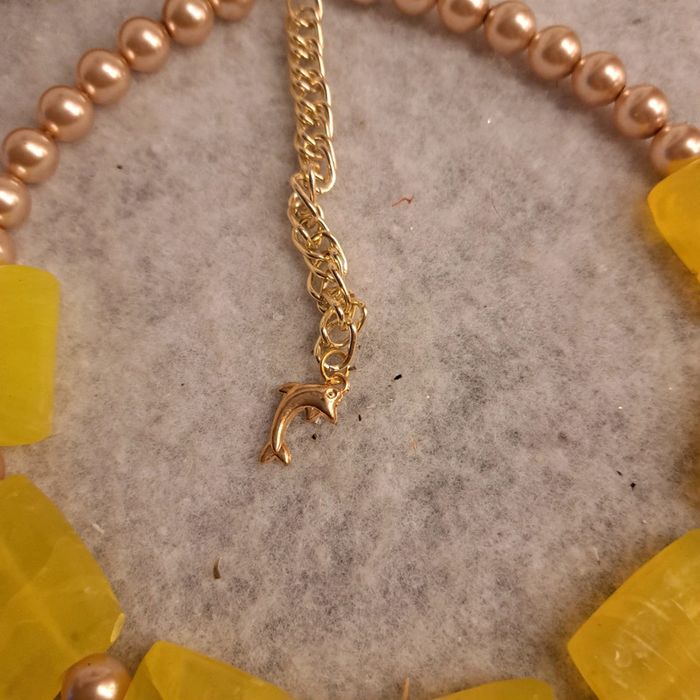 Collier ras de cou verre non polis jaune - photo numéro 6