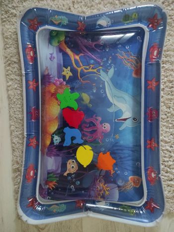 Tapis d'eau d'éveil bébé