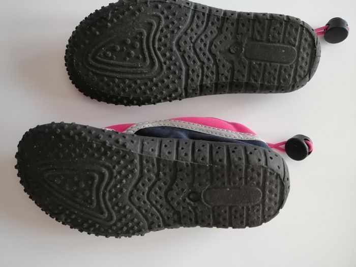 Chaussure de plage neuf - photo numéro 3