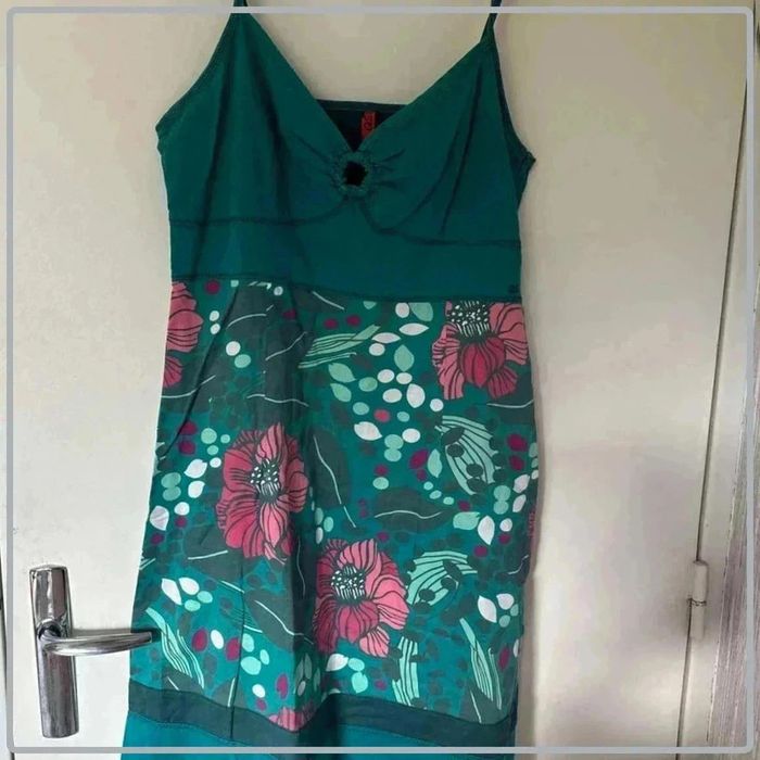 Magnifique  robe  taille xs  marque qs - photo numéro 3