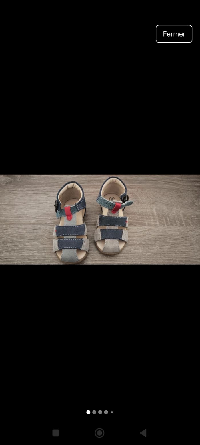 Sandales