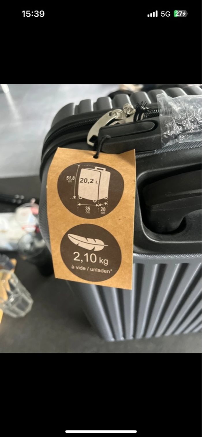 Valise - photo numéro 3