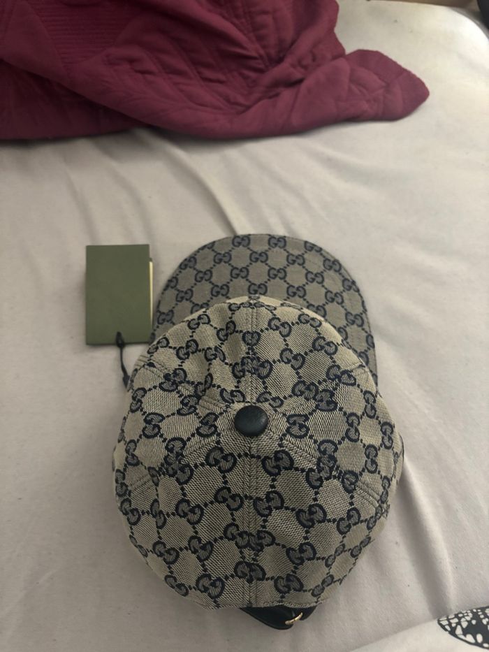 Casquette Gucci grise - photo numéro 3