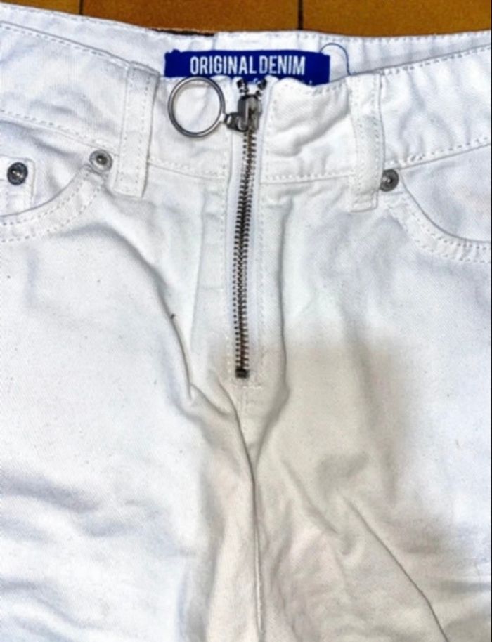 Short blanc 34 - photo numéro 3