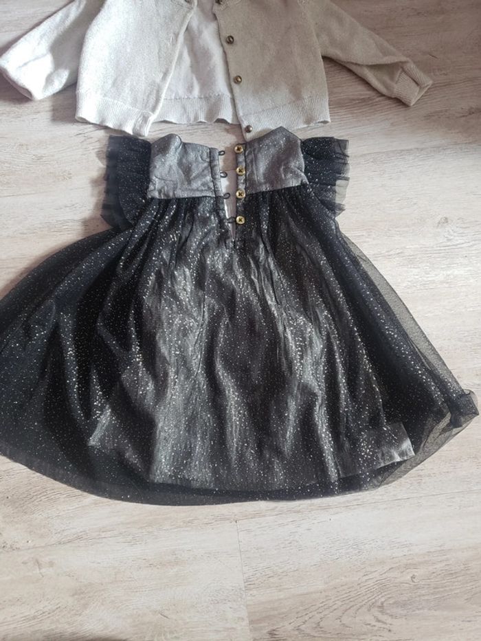 Robe pailletée + gilet 6 mois - photo numéro 4