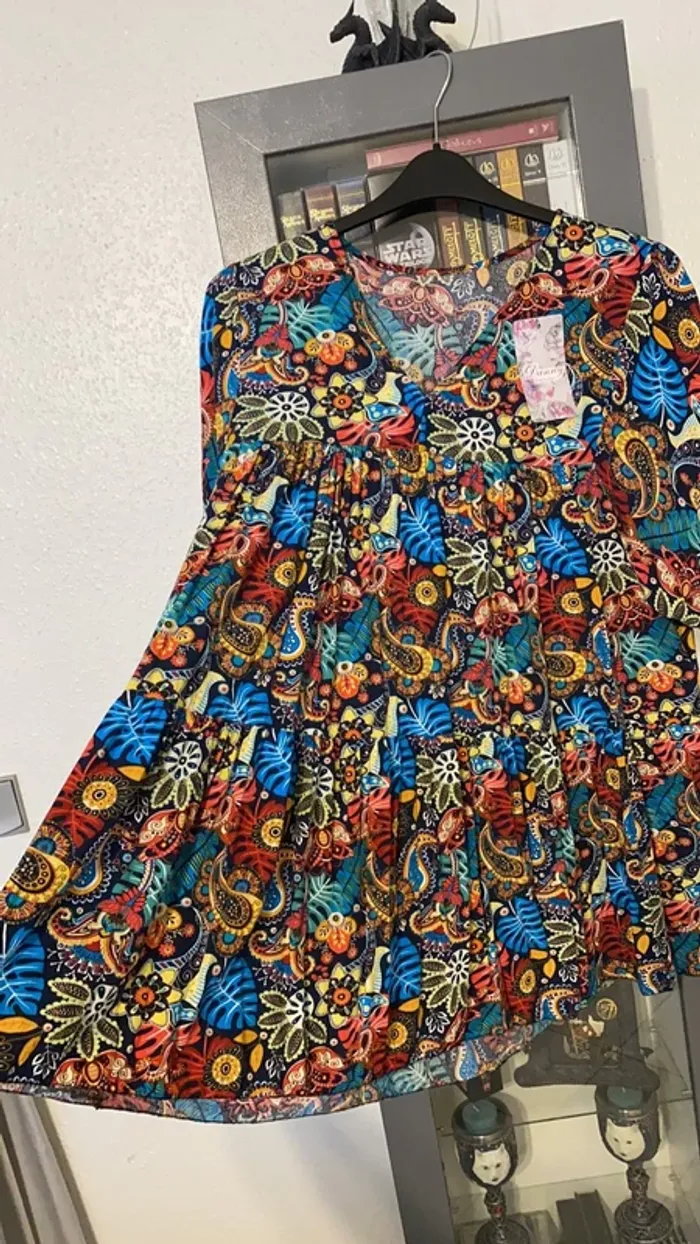 superbe tunique baroque taille 52 neuve - photo numéro 2