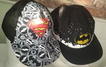 Lot casquettes enfant