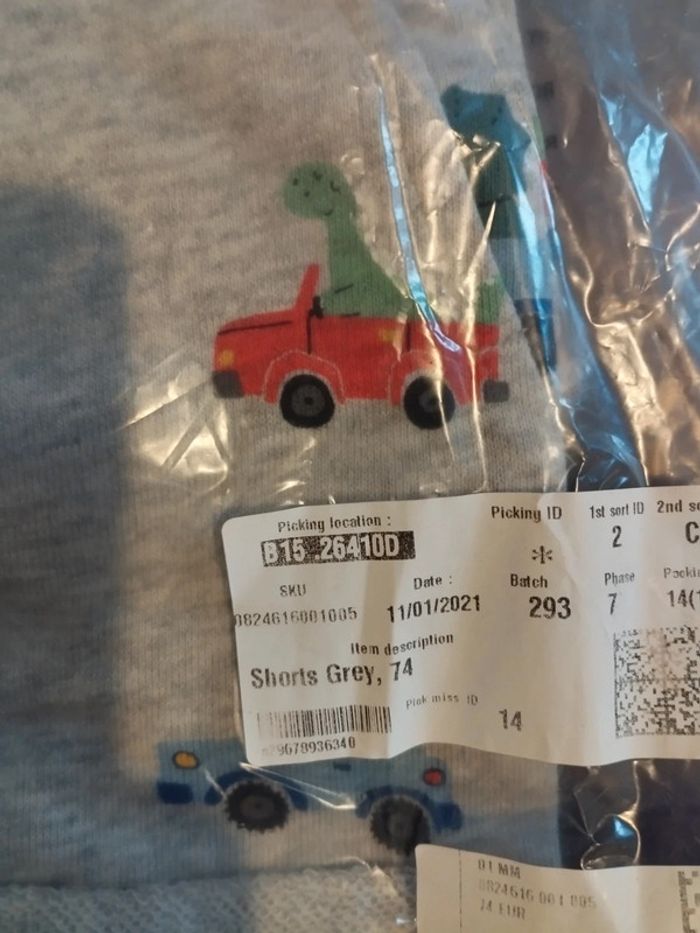 Short gris voitures dino 74 h&m neuf - photo numéro 2